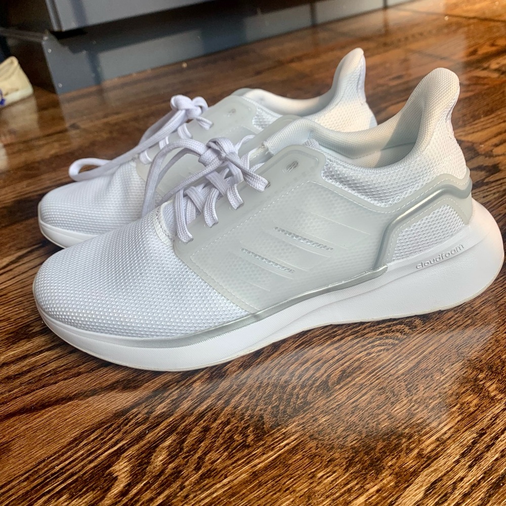 BRAND NEW Adidas White Womens sneakers